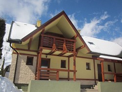Cottage U JOHANOV