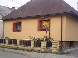 Privat ALŽBETIN DVOR