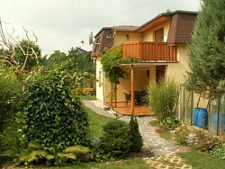 Privát WISTERIA