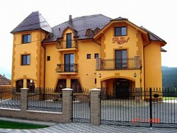 Pension ROYAL - Podhájska  | 123ubytovanie.sk