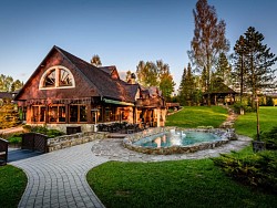 ORAVSKÝ HÁJ  Garden Hotel & Resort