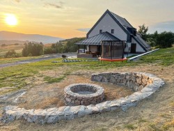 Hütte BRATKA