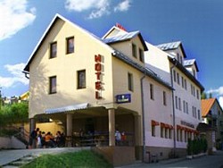 Hotel TYRAPOL